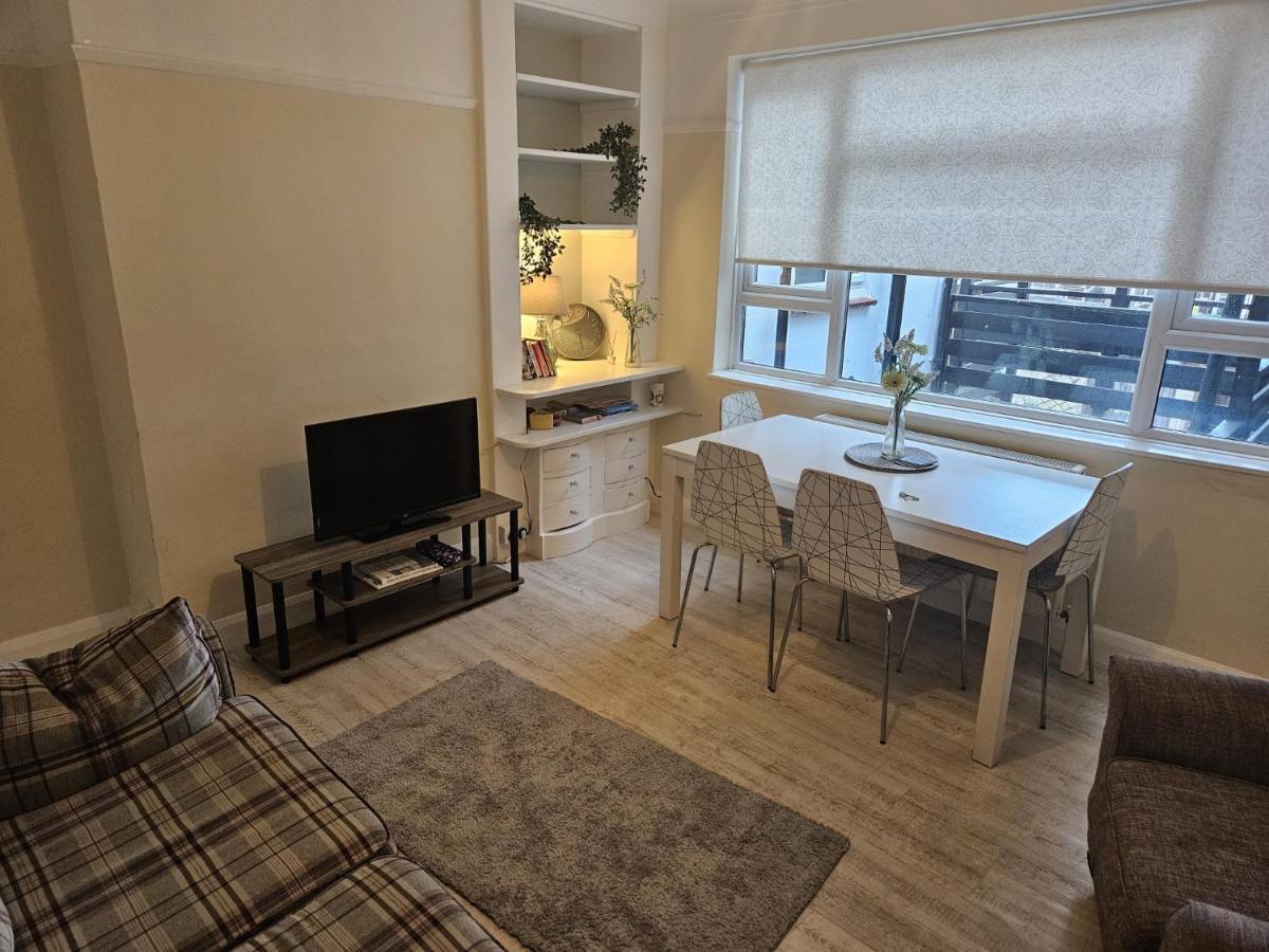 Leigh-On-Sea Retreat - 2 Bedroom Apartment Exterior foto